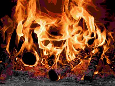 Tantra Festival: Feuerzauber und Schwitzhütte