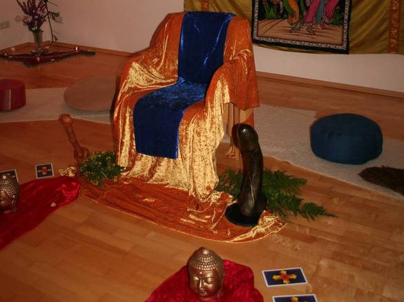 BeFree Tantra Hochzeitsritual beim Paarseminar: Der Platz für den Bräutigam BeFree Tantra Hochzeitsritual beim Paarseminar: Der Platz für den Bräutigam